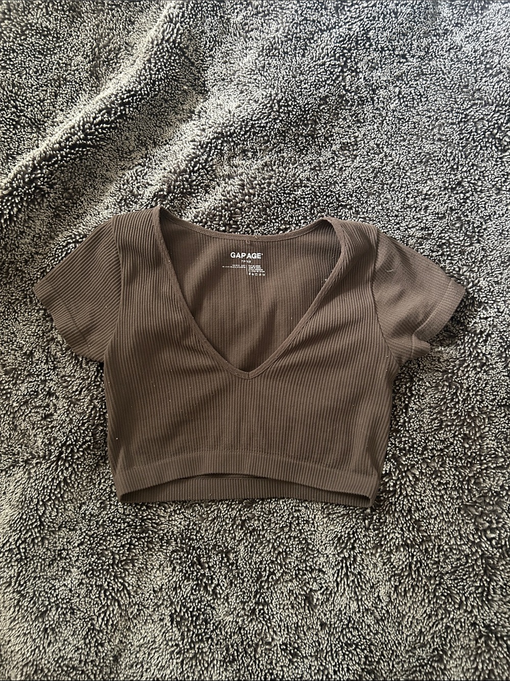 Garage Ribbed V-Neck Crop Top in Brown